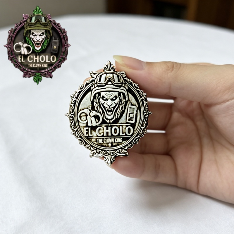Broche personnalisée avec logo - Men'S Fashion With Hat avis et prix